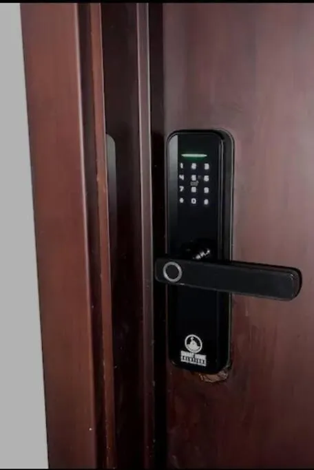 شقة Parkhurst Lux Condo Near Devon House كينغستون