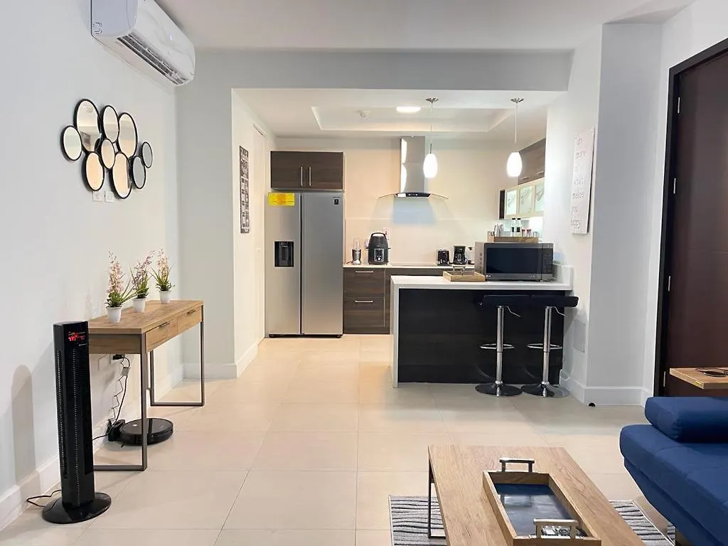 شقة Parkhurst Lux Condo Near Devon House كينغستون