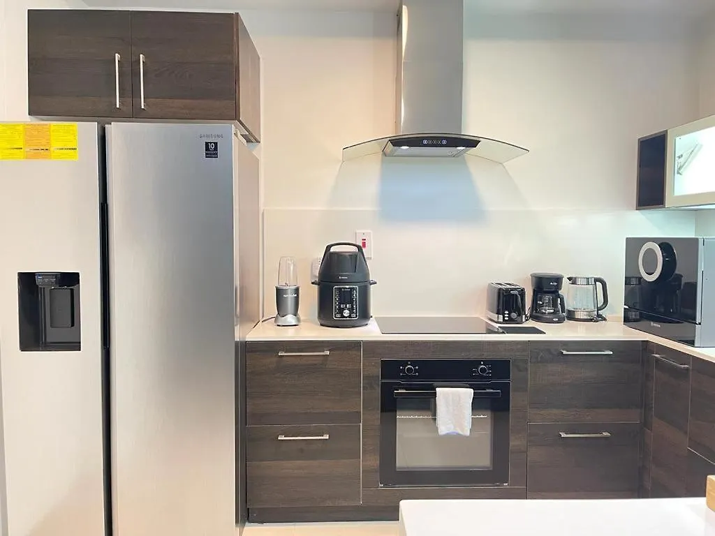 Parkhurst Lux Condo Near Devon House كينغستون 0*,  جامايكا